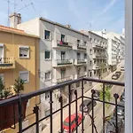 Casa Flores 4br + Office Space And A/c דירה
