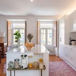 Casa Flores 4br + Office Space And A/c