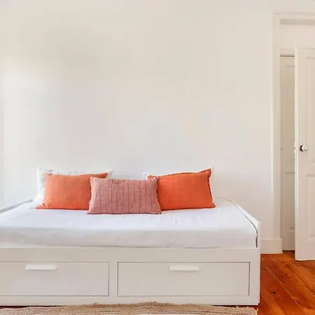 Apartament Casa Flores 4br + Office Space And A/c Lizbona