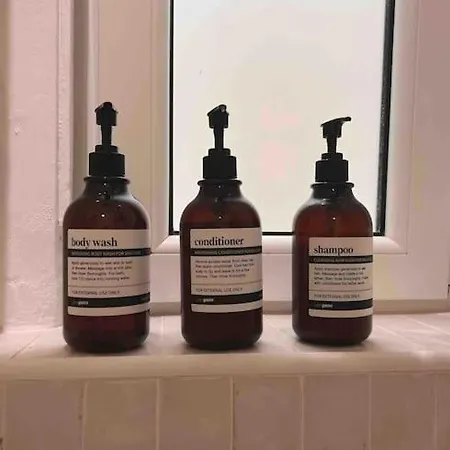 Casa Flores 4br + Office Space And A/c